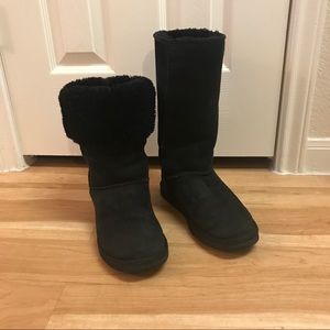 BLACK WOMENS SIZE 8 UGG BOOTS!
